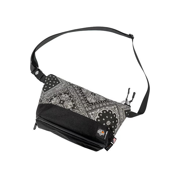 FF1310 - BIKE POUCH 2.0 - BANDANA